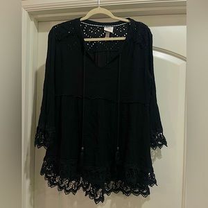 Black 3/4 sleeve Knox rose blouse